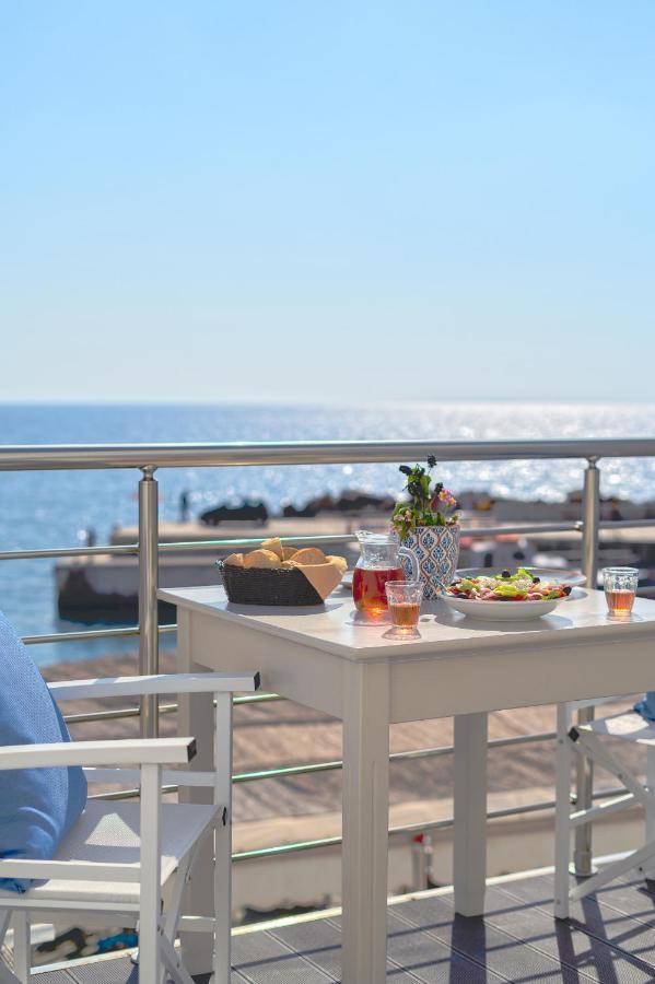 Fantasea Luxury Suite Khóra Sfakíon エクステリア 写真